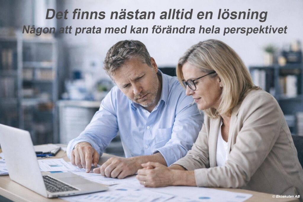 företagare diskuterar lösning på ekonomiska problem i företaget